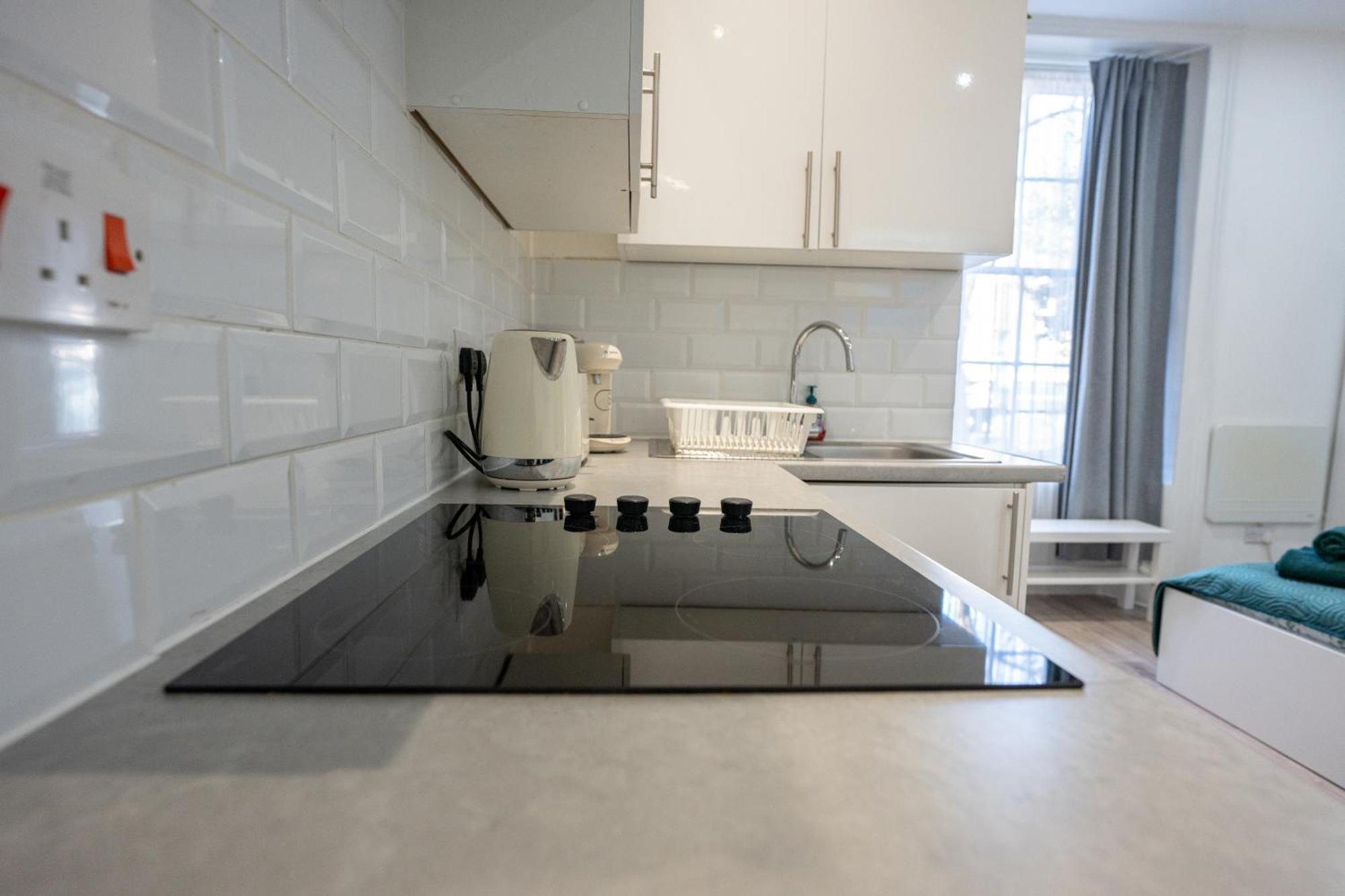 Beautiful Studio Flat In Hackney Next To Overground Station London Exterior photo